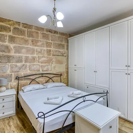 The Blue Village By 360 Estates *